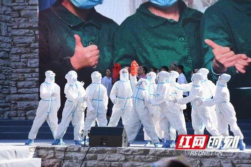 成人地面弹腿组合视频,地面实战动作展示